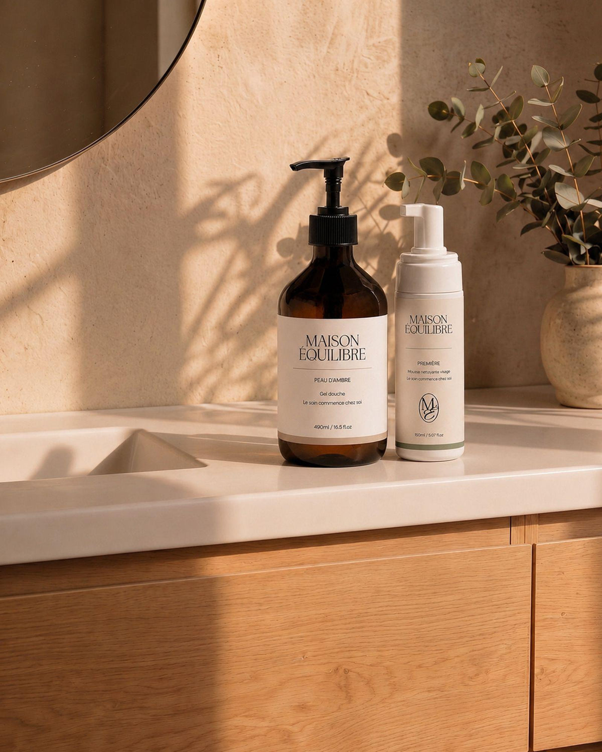 Duo Découverte composé de la mousse nettoyante Première et du gel douche Peau d’Ambre.